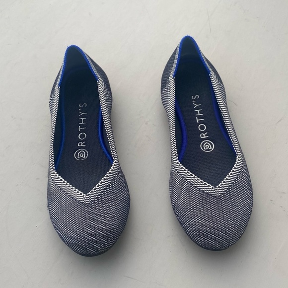 COPY - Rothys round toe flats size 7W - Picture 2 of 5
